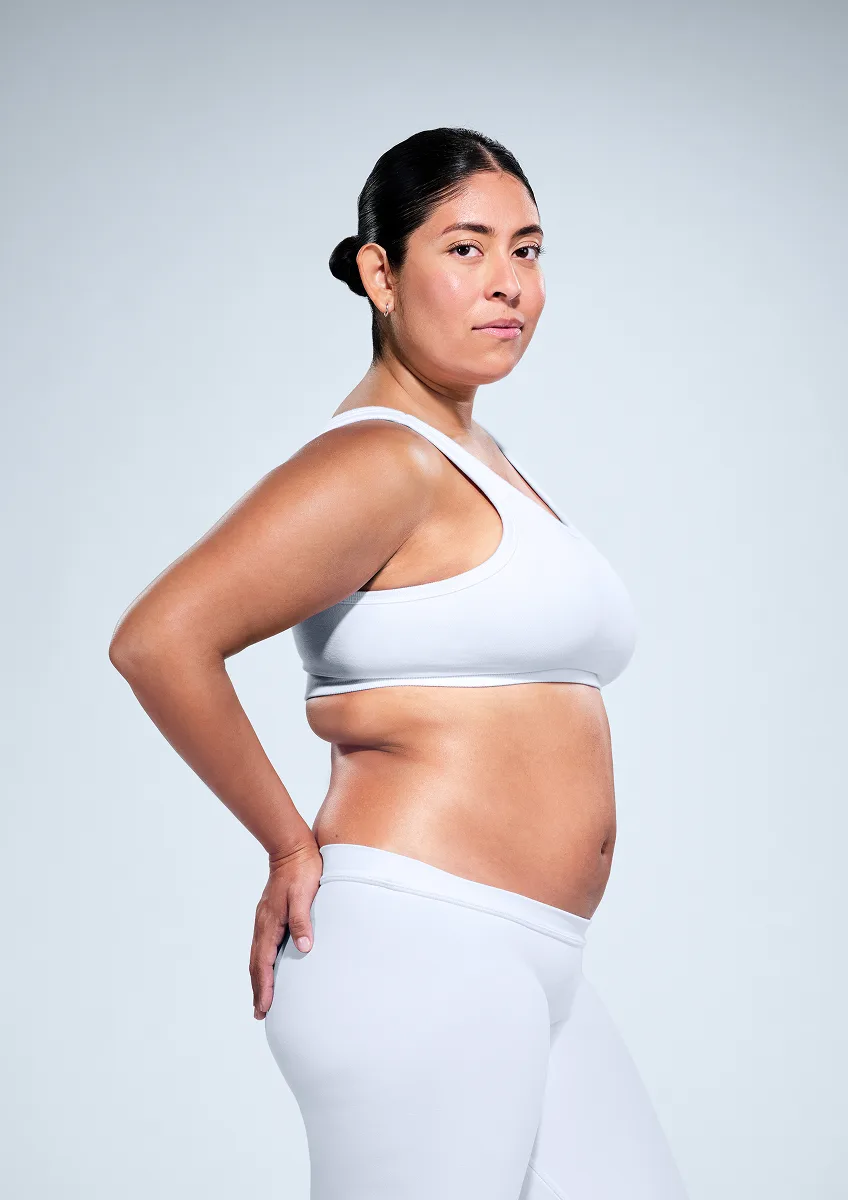 CoolSculpting female model before & after CoolSculpting