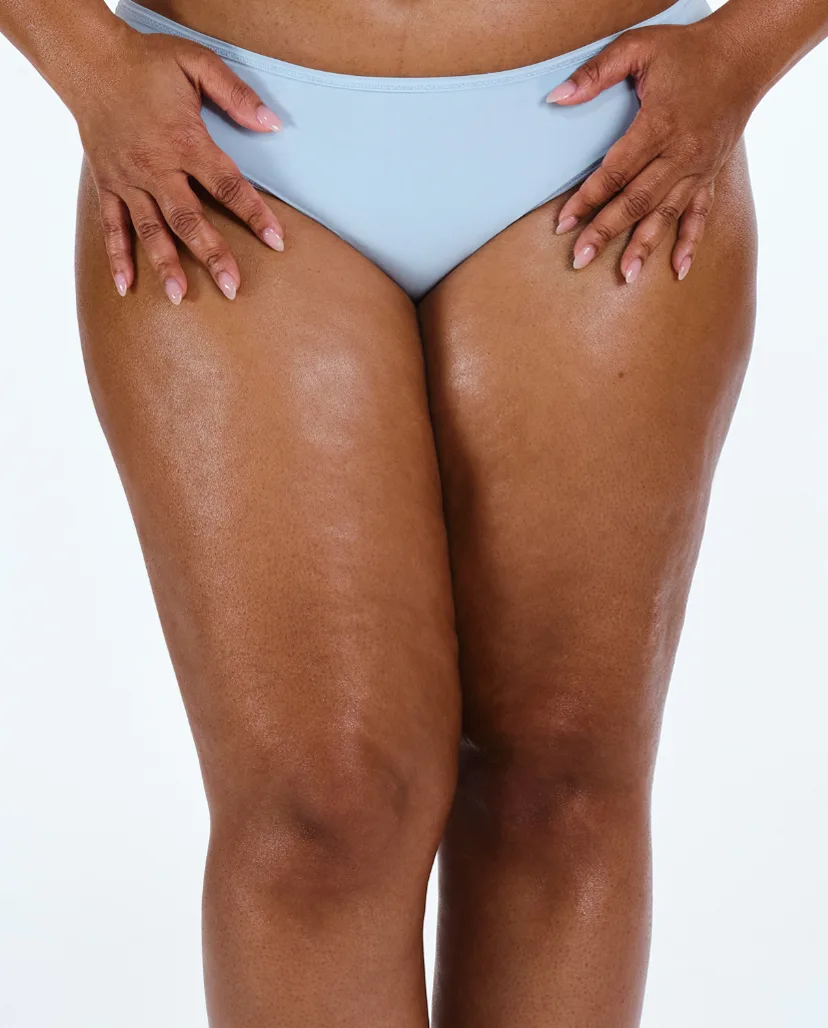 Zoomed-in image of model's thighs
